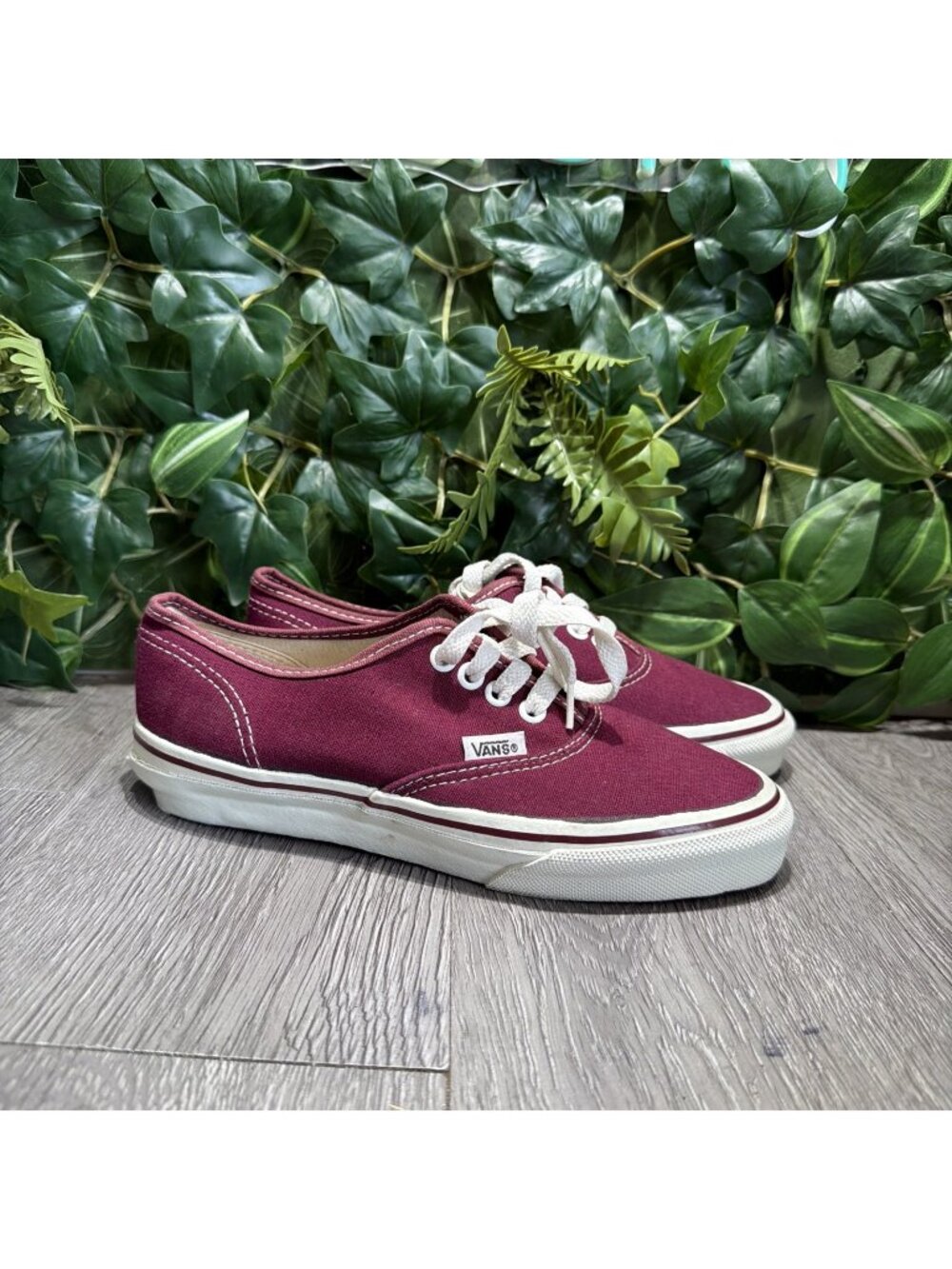 RARE 1980s Vintage Vans Made In USA Authentics Size Women  Size 7 Red
